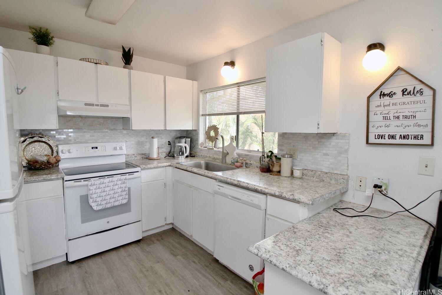 94-797  Nolupe Street Village Park, Waipahu home - photo 12 of 19