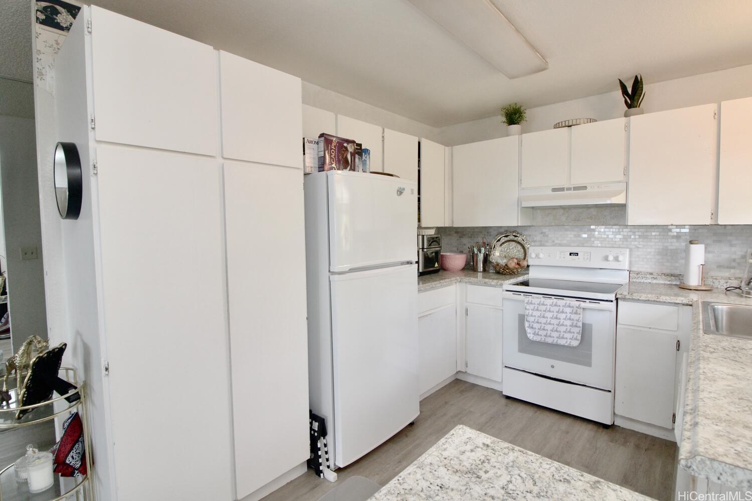 94-797  Nolupe Street Village Park, Waipahu home - photo 13 of 19