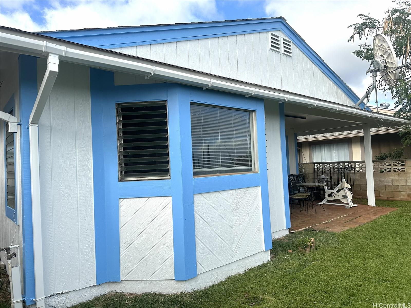 94-797  Nolupe Street Village Park, Waipahu home - photo 4 of 19