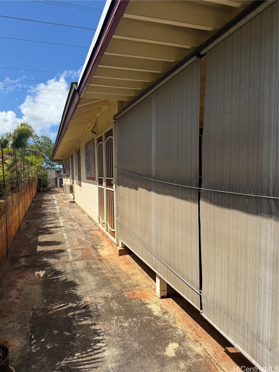 94-805  Kaaholo Street Village Park, Waipahu home - photo 3 of 5