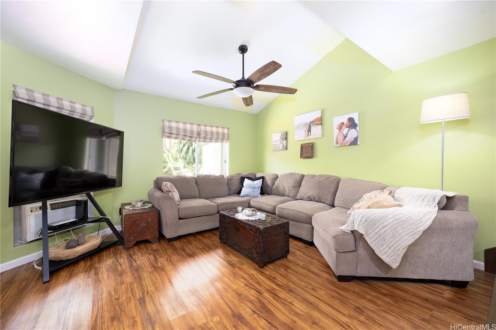 waikele townhouse # KK102, Waipahu, Hawaii - photo 2 of 17