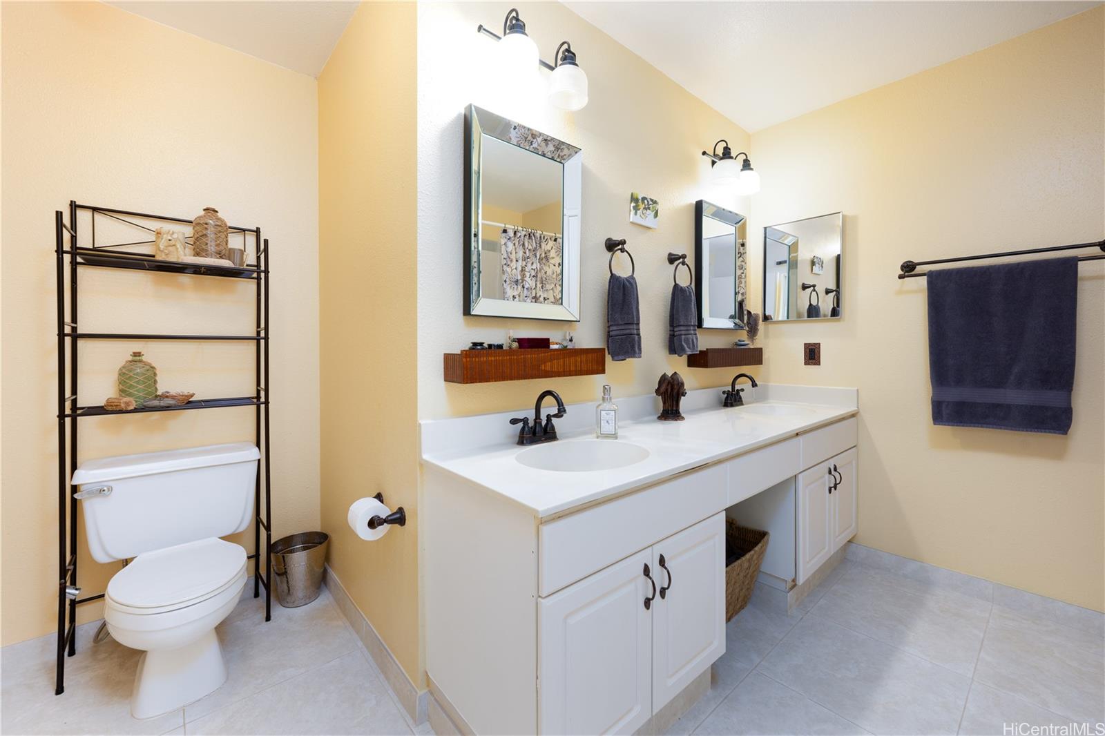 waikele townhouse # KK102, Waipahu, Hawaii - photo 12 of 17