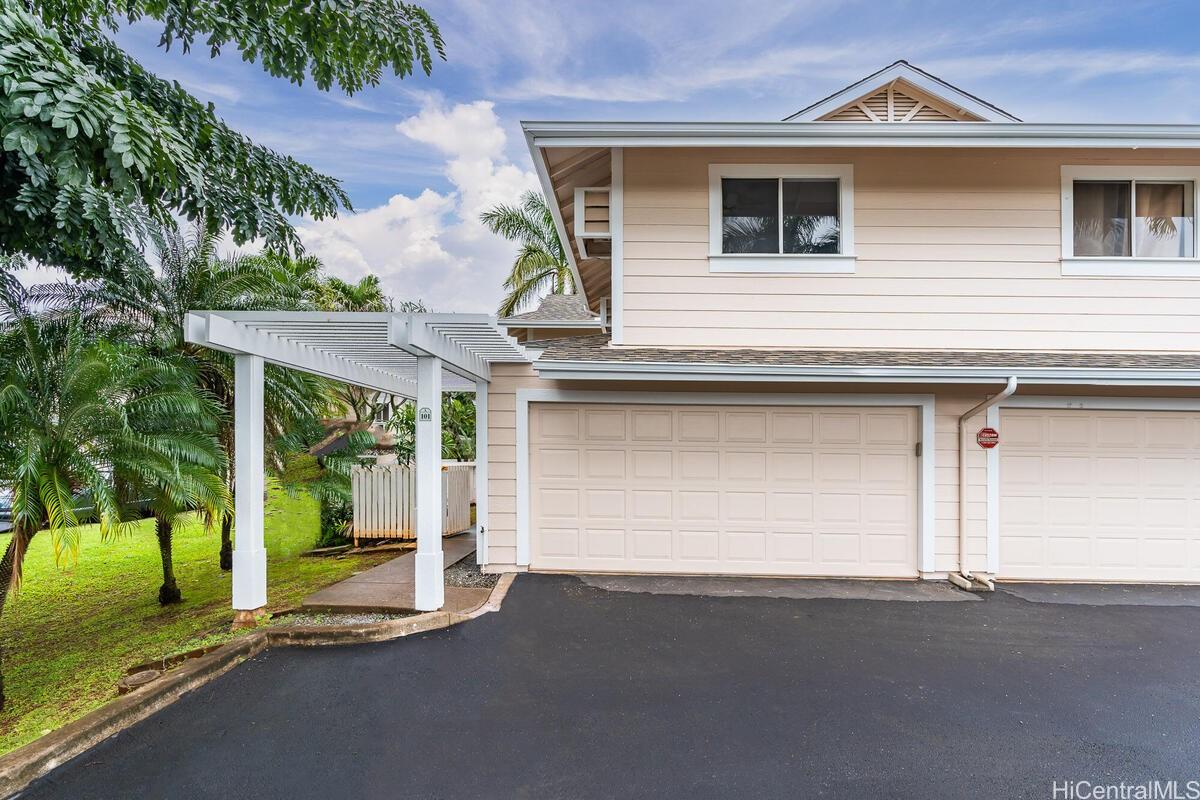 Waikele A101, 94817 Lumiauau Street, Waipahu Waikele townhouse Sold