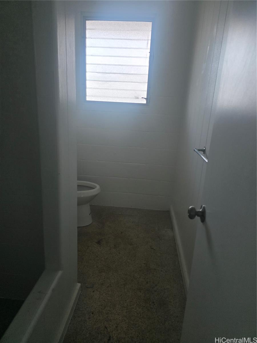 94-819 Farrington Hwy Waipahu - Rental - photo 5 of 13