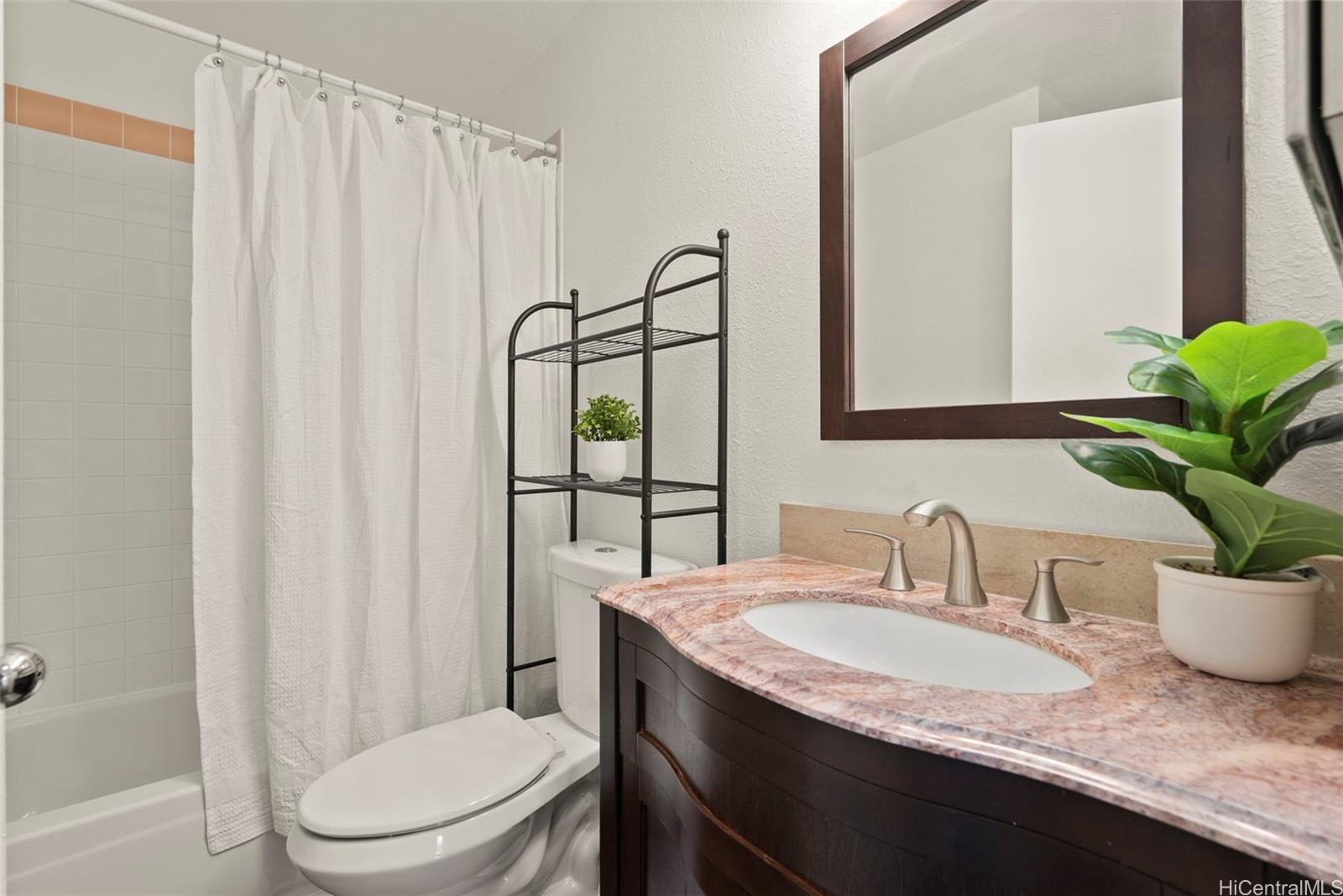 94-820 Lumiauau Street townhouse # A201, Waipahu, Hawaii - photo 12 of 25