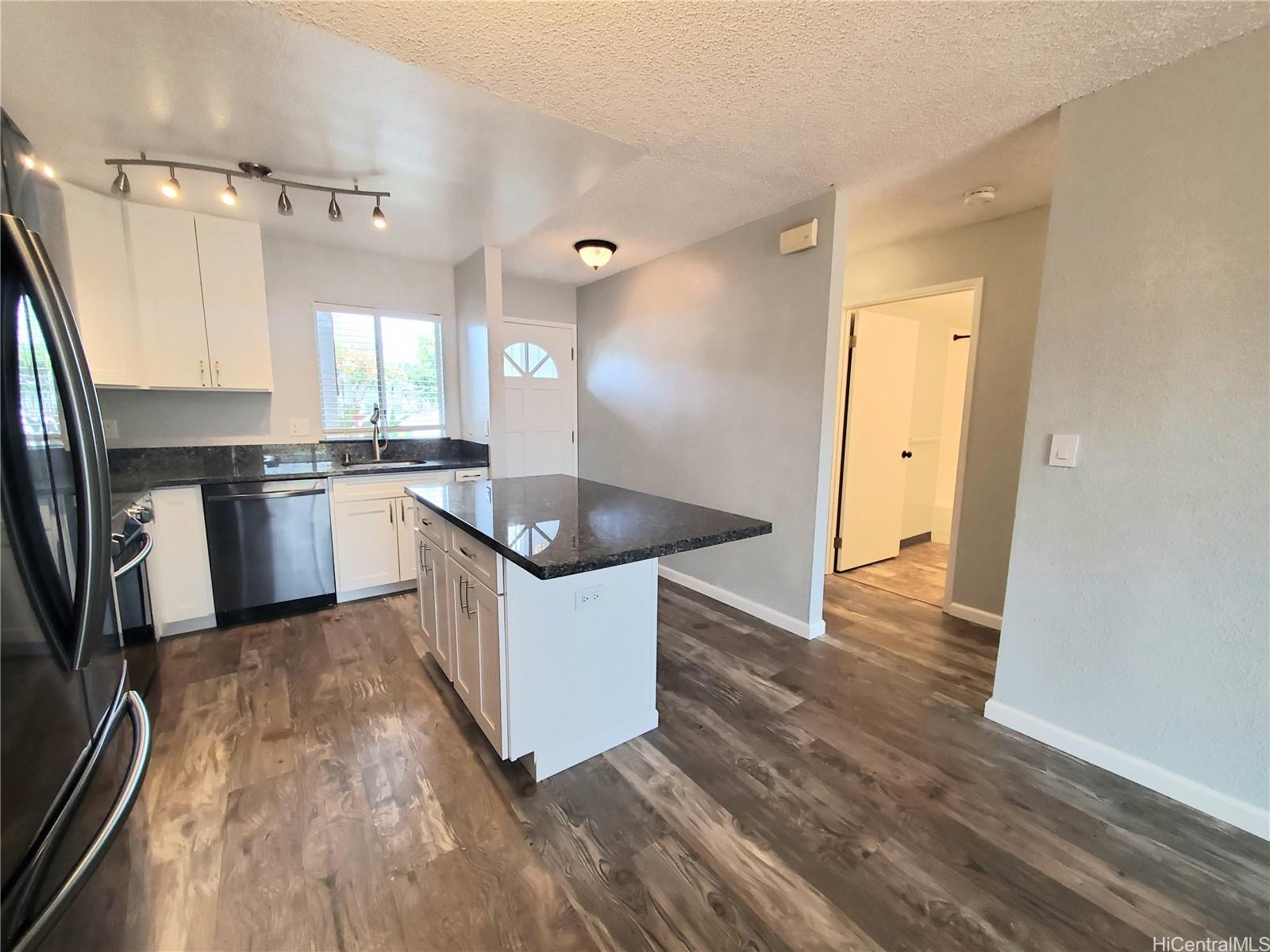 94-820 Lumiauau St Waipahu - Rental - photo 15 of 18