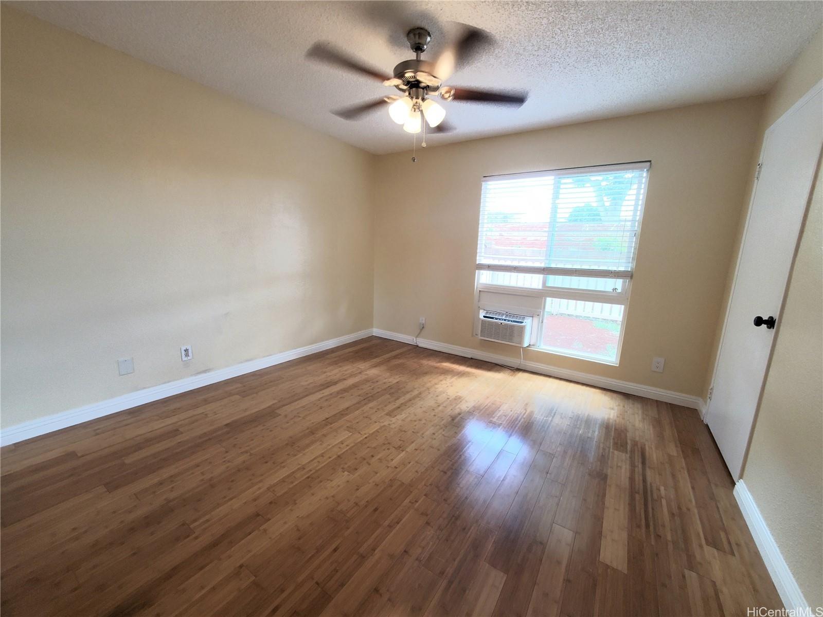 94-820 Lumiauau St Waipahu - Rental - photo 4 of 18