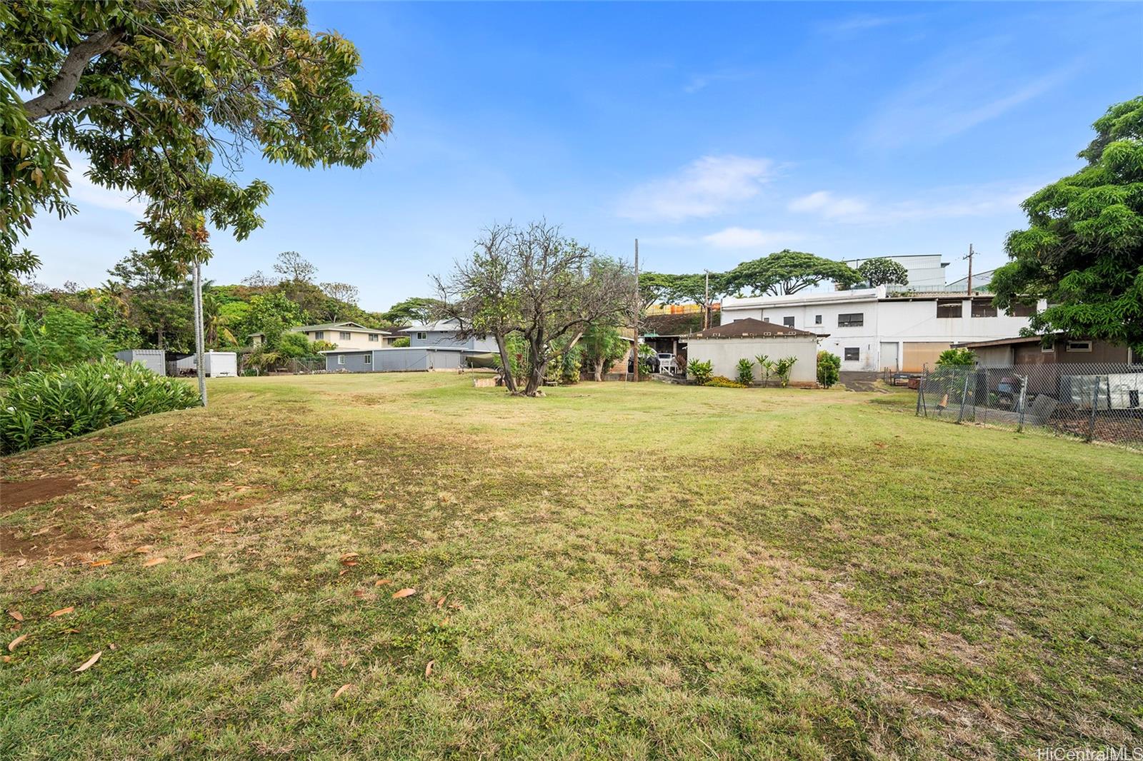 94-825 Waipahu Street Waipahu Oahu commercial real estate photo23 of 24