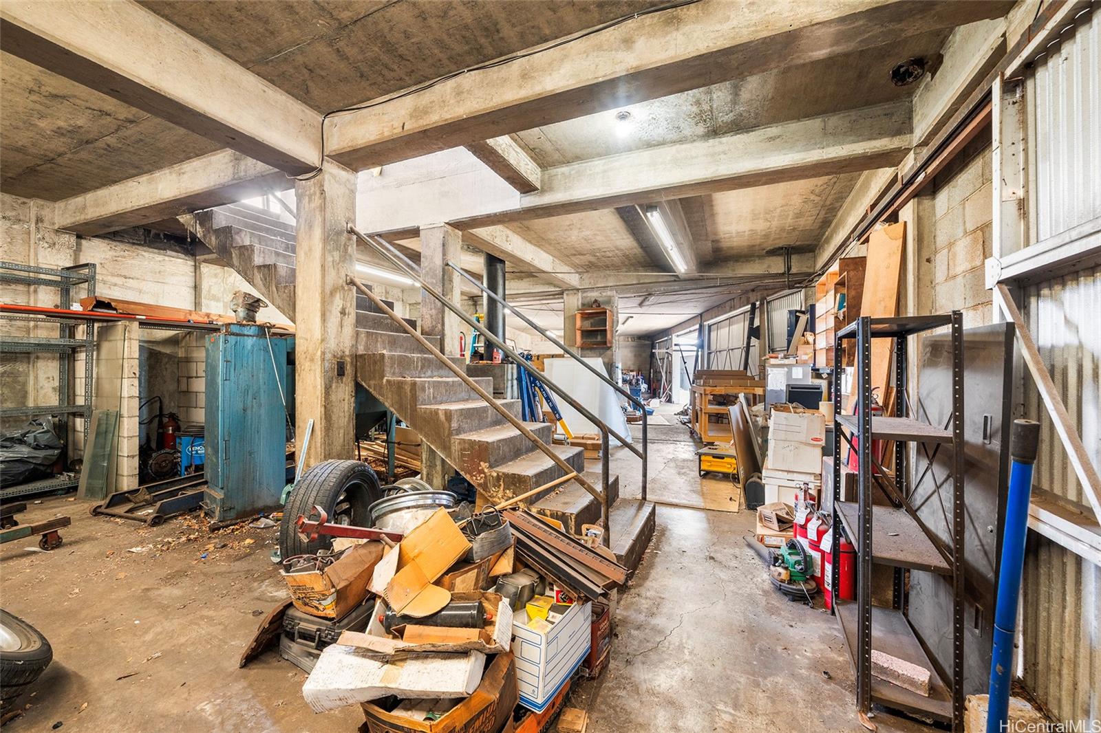 94-825 Waipahu Street Waipahu Oahu commercial real estate photo7 of 24