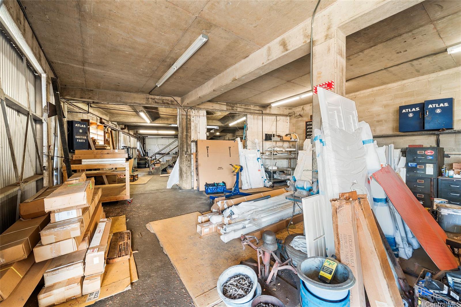 94-825 Waipahu Street Waipahu Oahu commercial real estate photo8 of 24