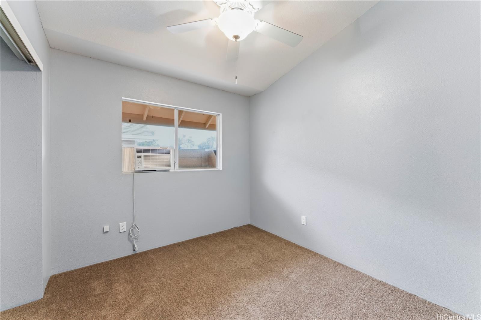 Waikele Community Assoc townhouse # F102, Waipahu, Hawaii - photo 21 of 25