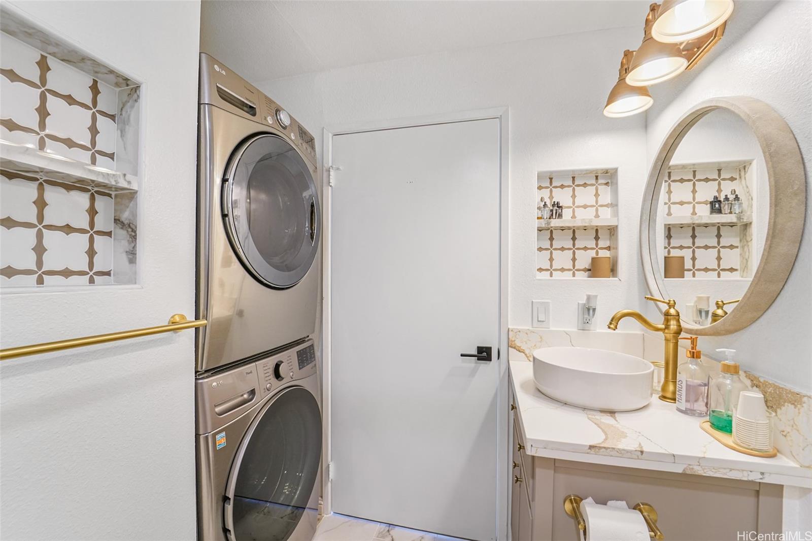 94-828 Lumiauau Street townhouse # M204, Waipahu, Hawaii - photo 13 of 25