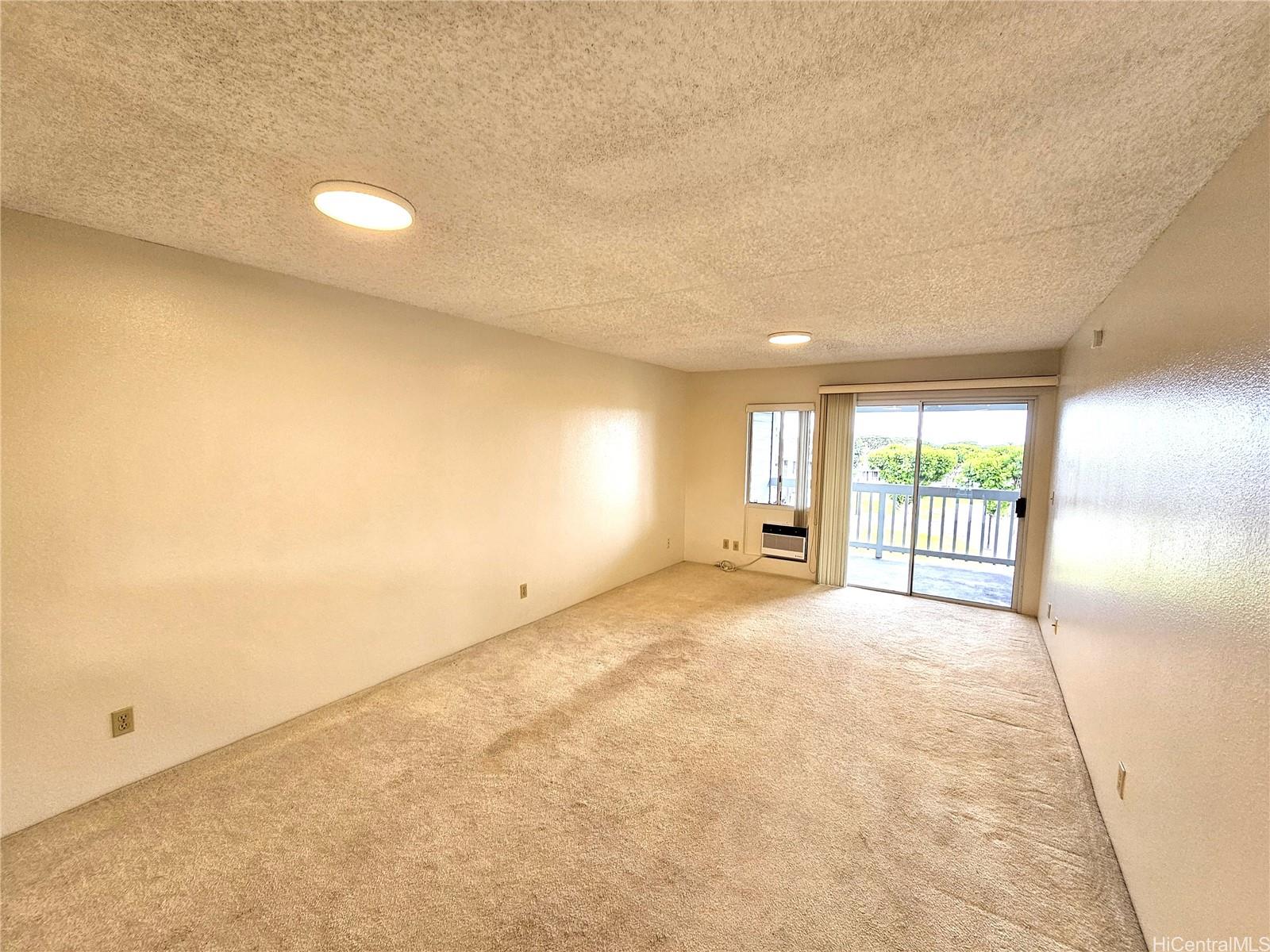 94-828 Lumiauau St Waipahu - Rental - photo 3 of 25