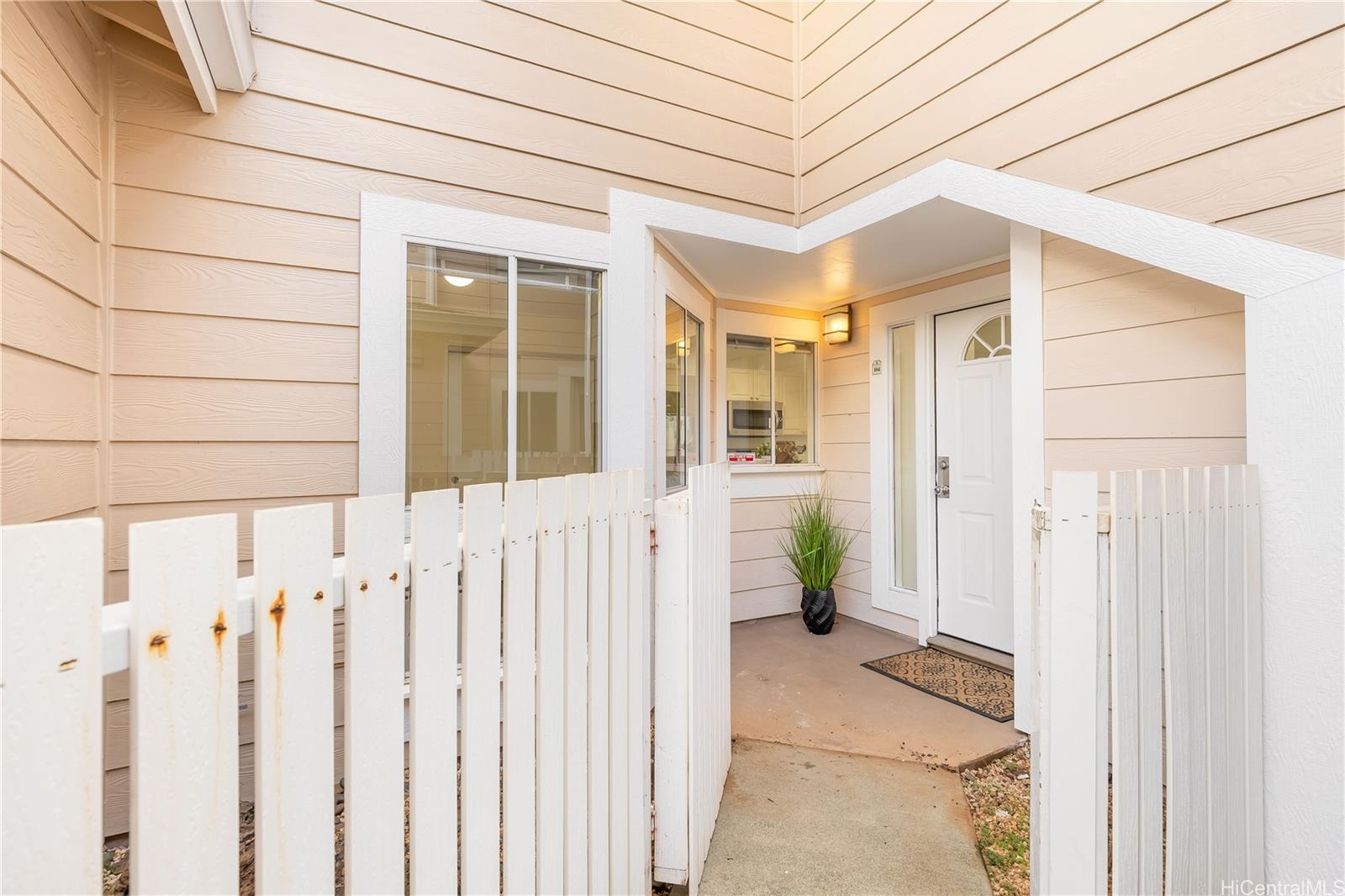 94-835 Lumiauau Street townhouse # K104, Waipahu, Hawaii - photo 22 of 24