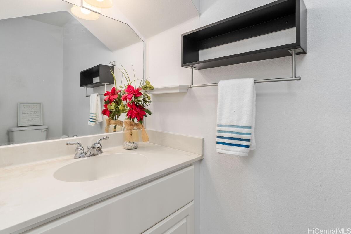 Greens at Waikele condo # K105, Waipahu, Hawaii - photo 12 of 23