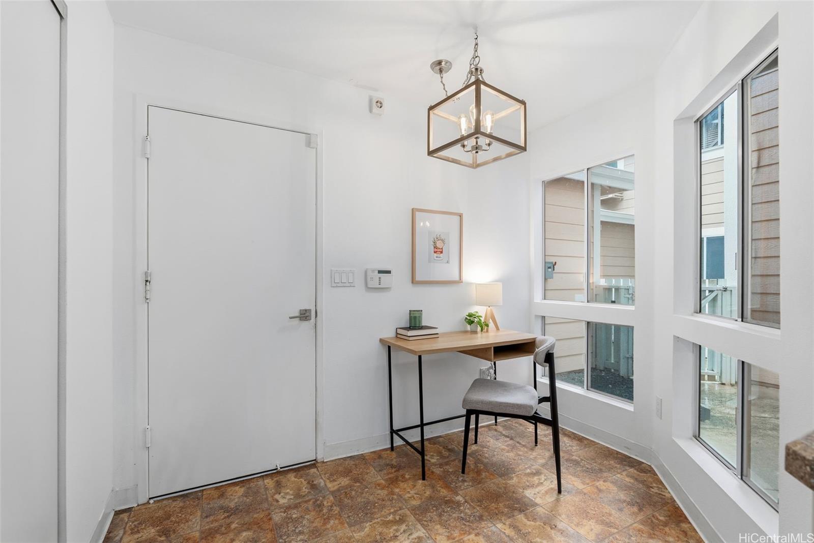 Waikele Community Assoc townhouse # K105, Waipahu, Hawaii - photo 10 of 24