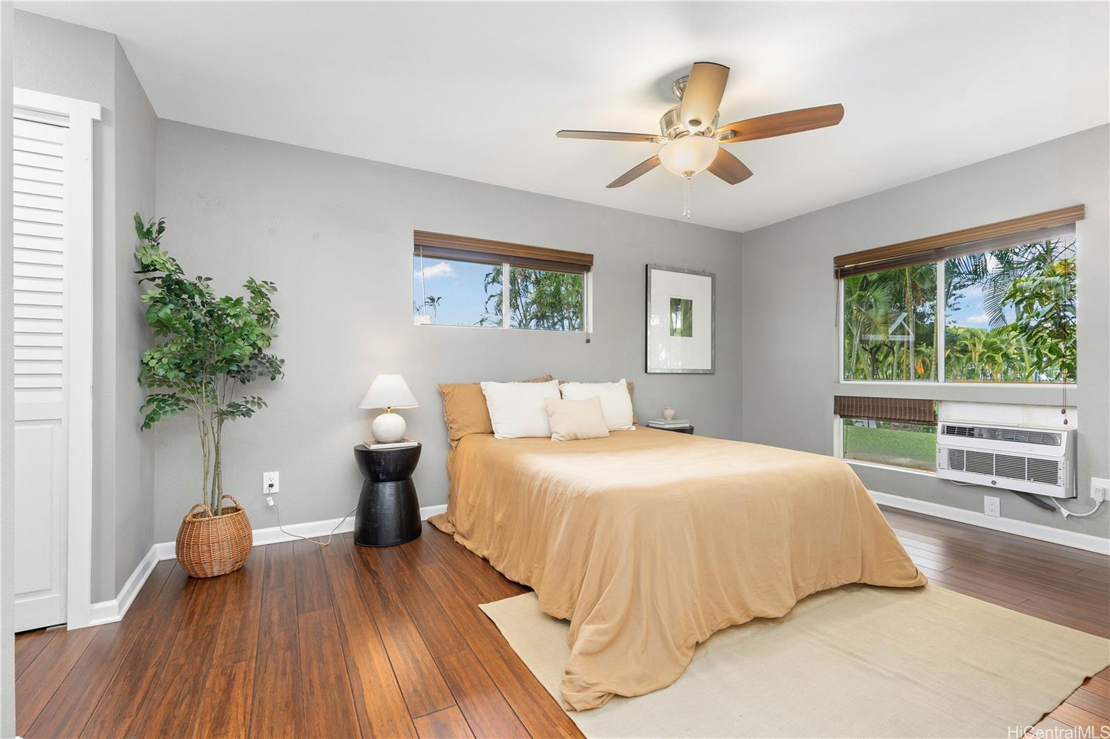 Waikele Community Association townhouse # M101, Waipahu, Hawaii - photo 13 of 25