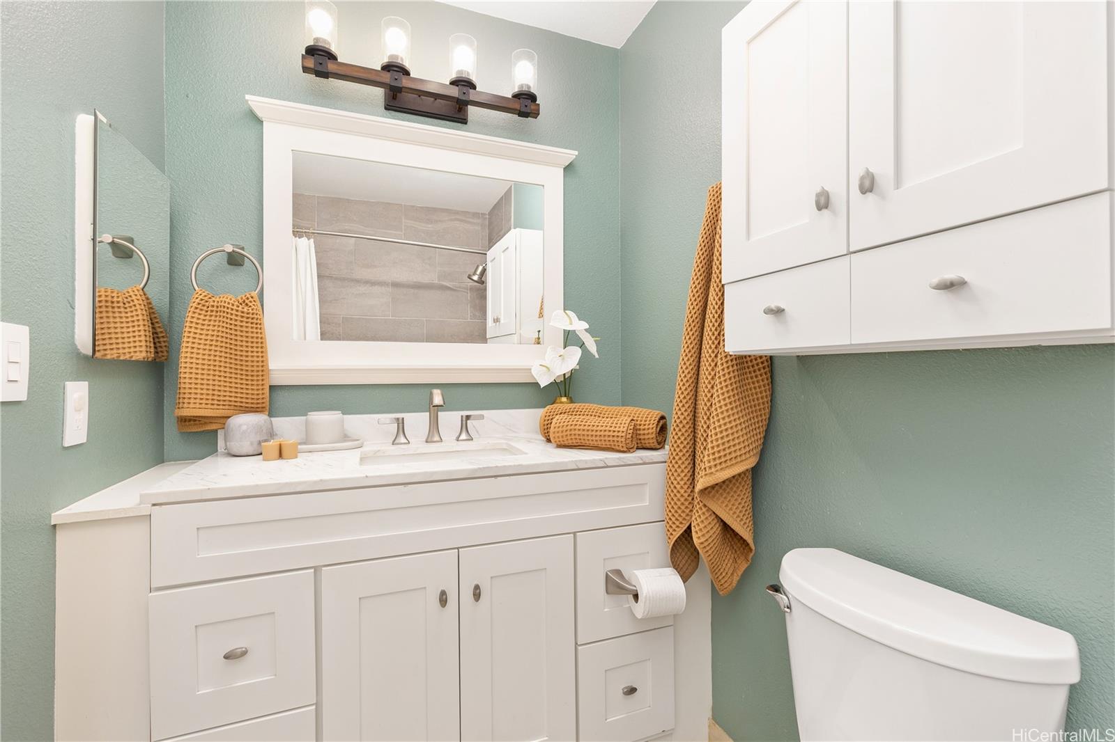 Waikele Community Association townhouse # M101, Waipahu, Hawaii - photo 16 of 25