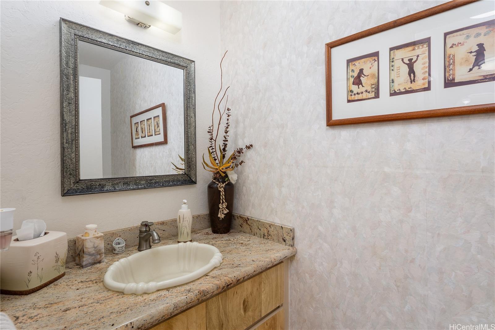 Waipio Gentry townhouse # 22C, Waipahu, Hawaii - photo 11 of 25