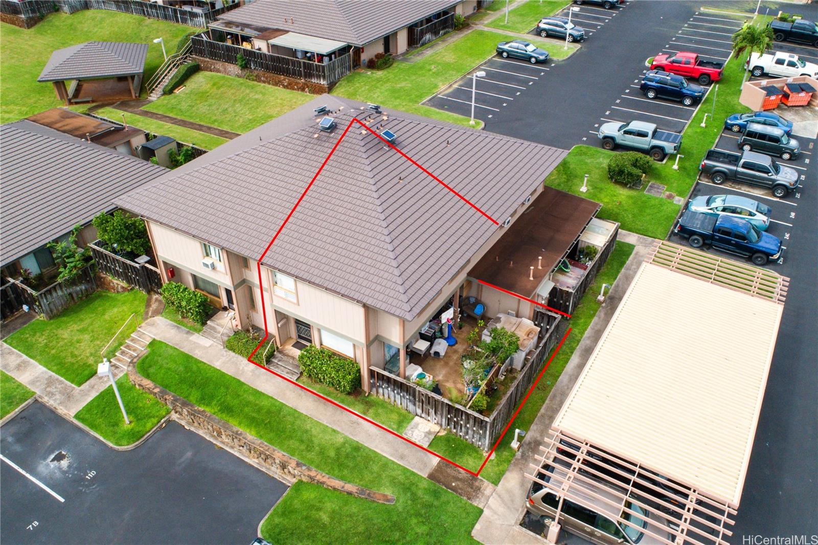 Waipio Gentry townhouse # 11A, Waipahu, Hawaii - photo 2 of 13