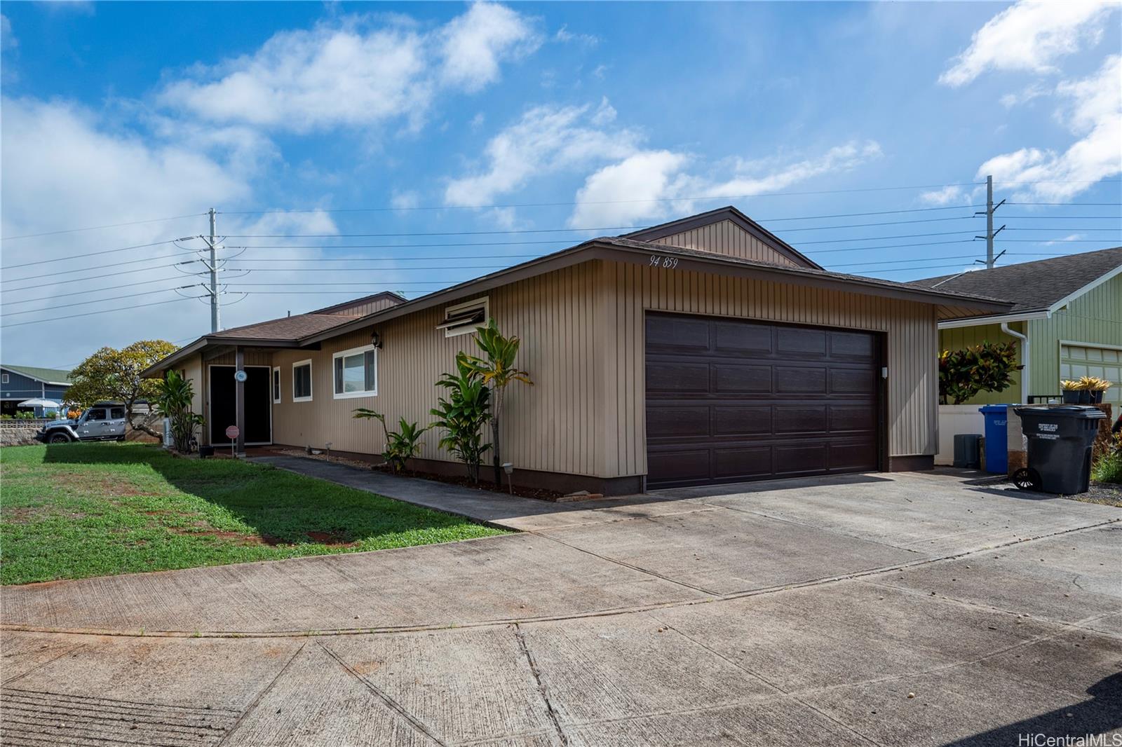 94-859 Kaaholo St Waipahu - Rental - photo 2 of 23