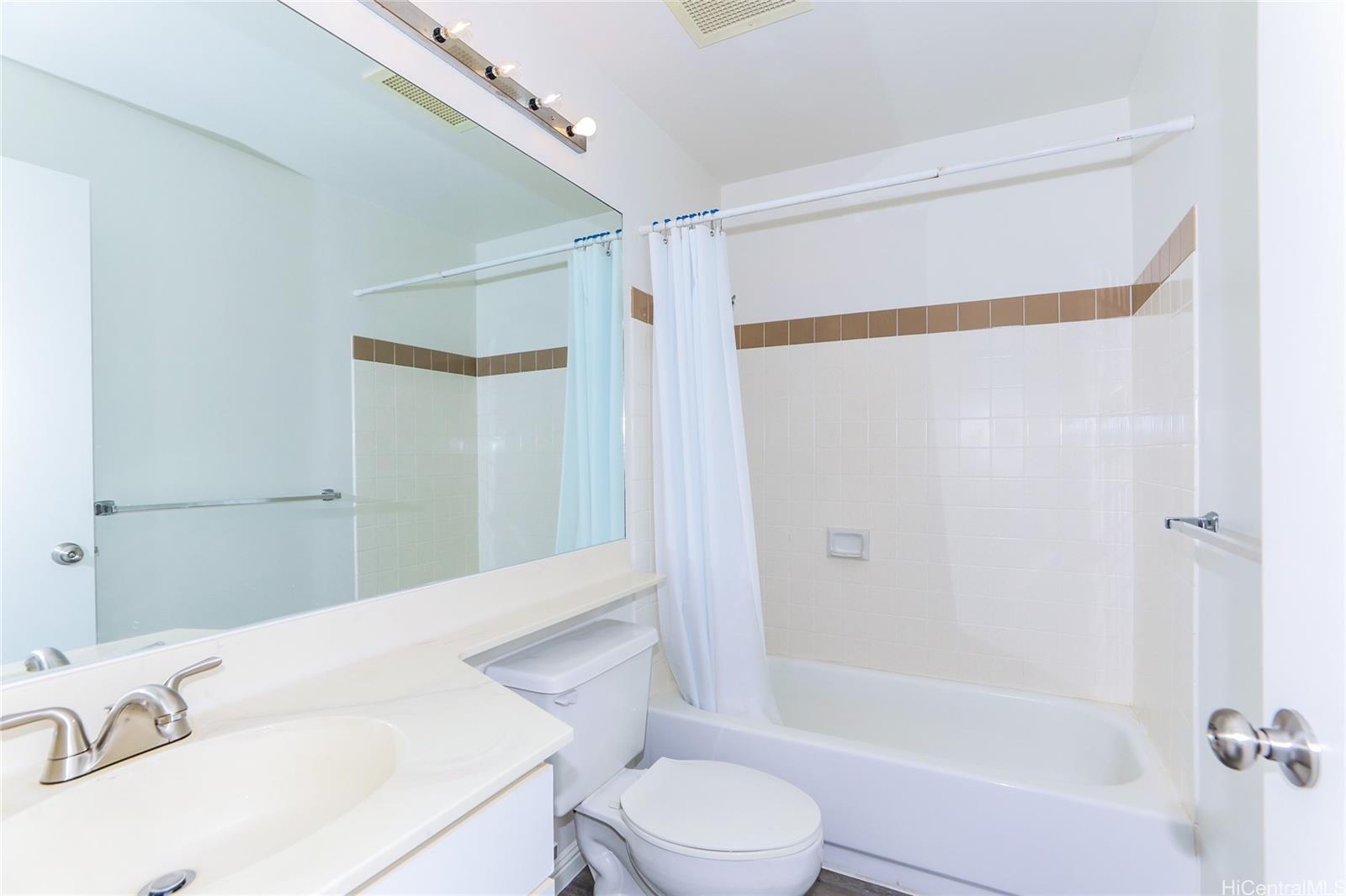 Hoomaka Village condo # G204, Waipahu, Hawaii - photo 13 of 18