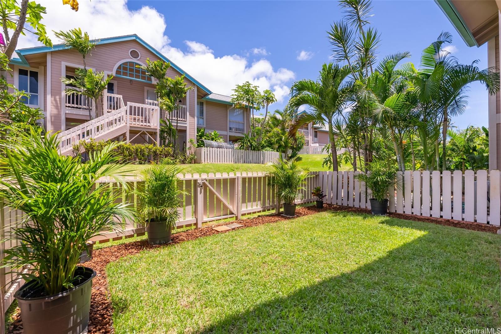 Hoomaka Village L102, 94870 Lumiauau Street, Waipahu Waikele condo Active Under Contract