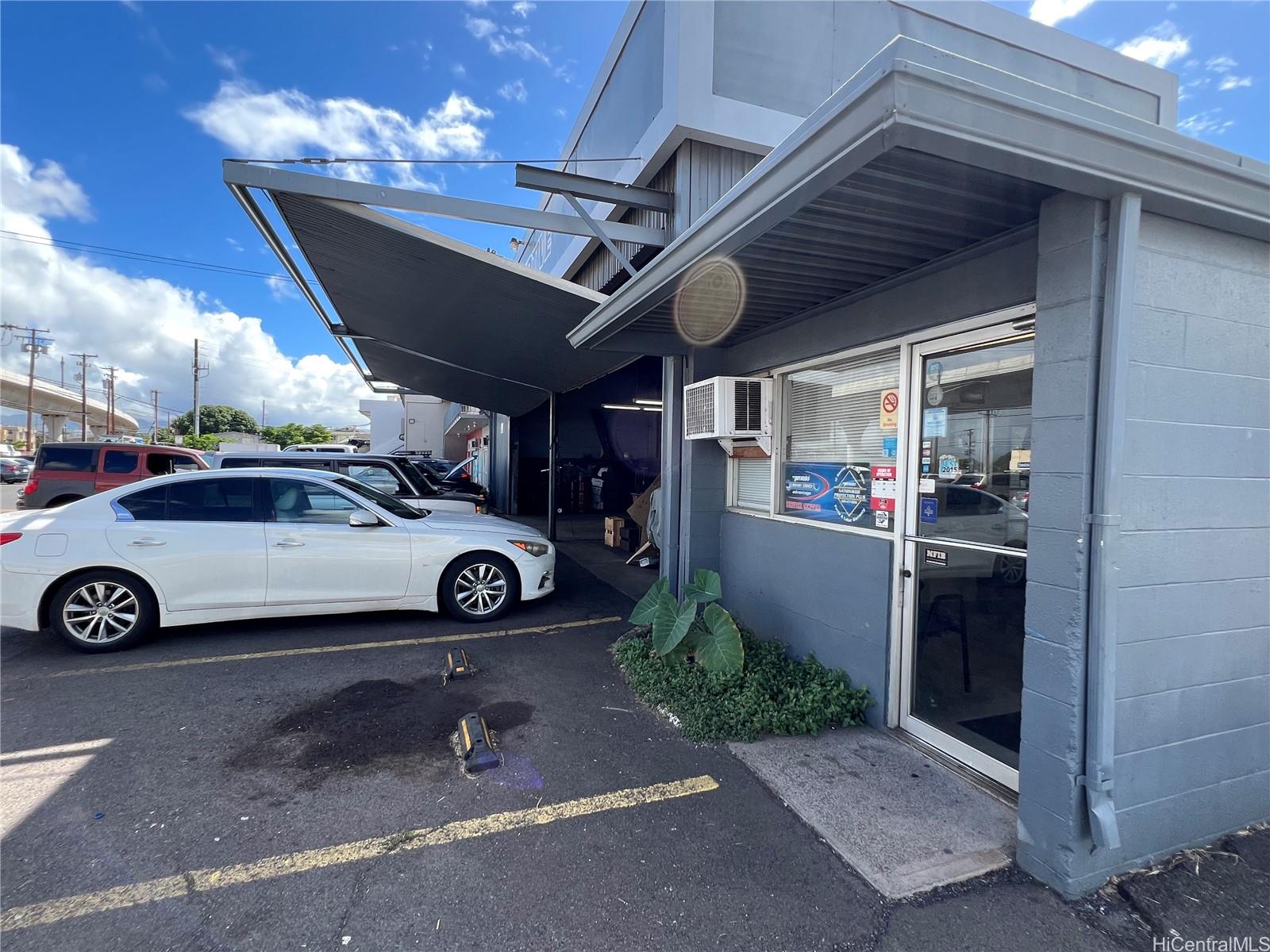 94-875 Farrington Hwy Waipahu Oahu commercial real estate photo3 of 8