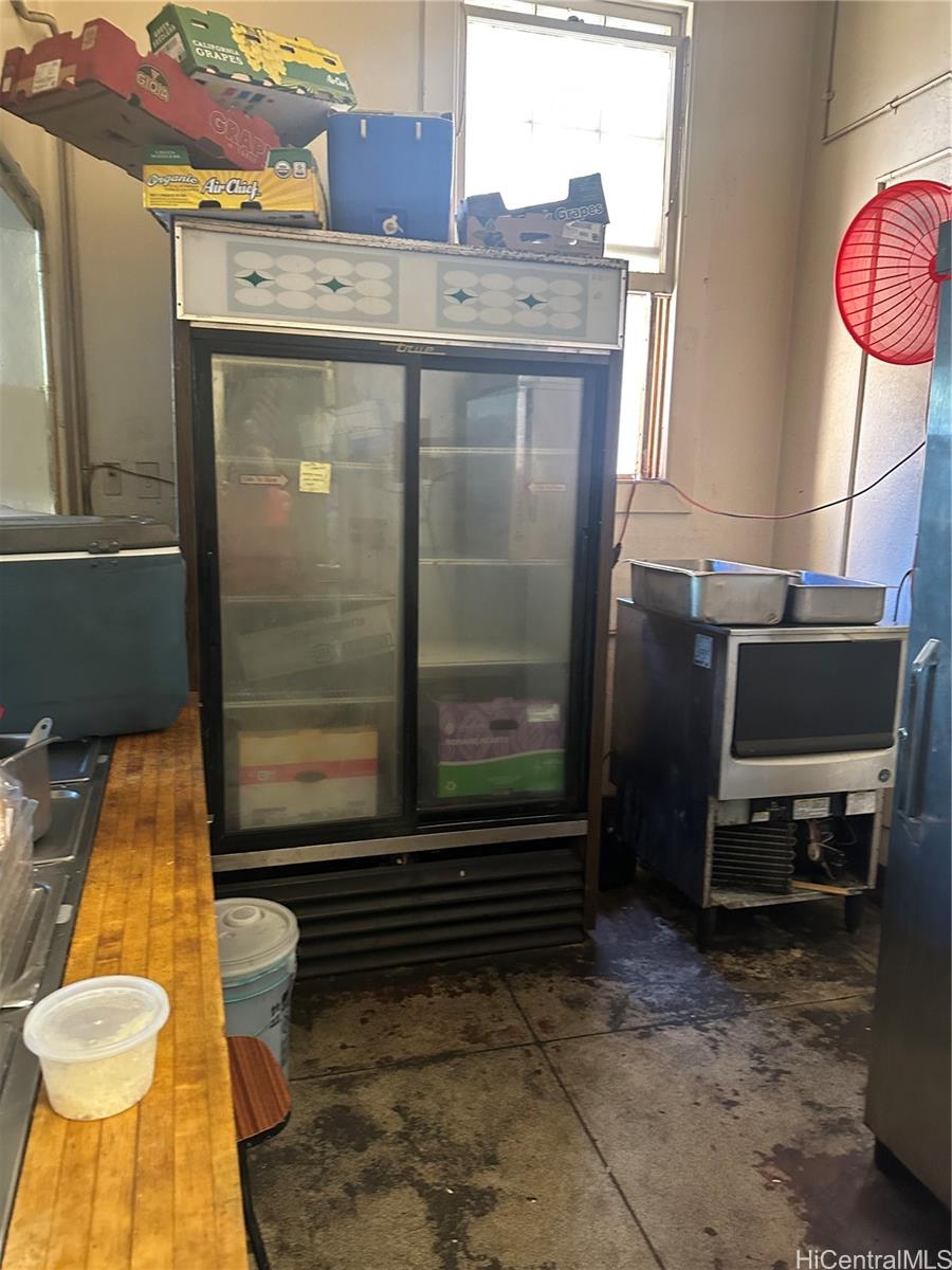 94-891  Waipahu Street Waipahu-lower, Waipahu home - photo 13 of 17