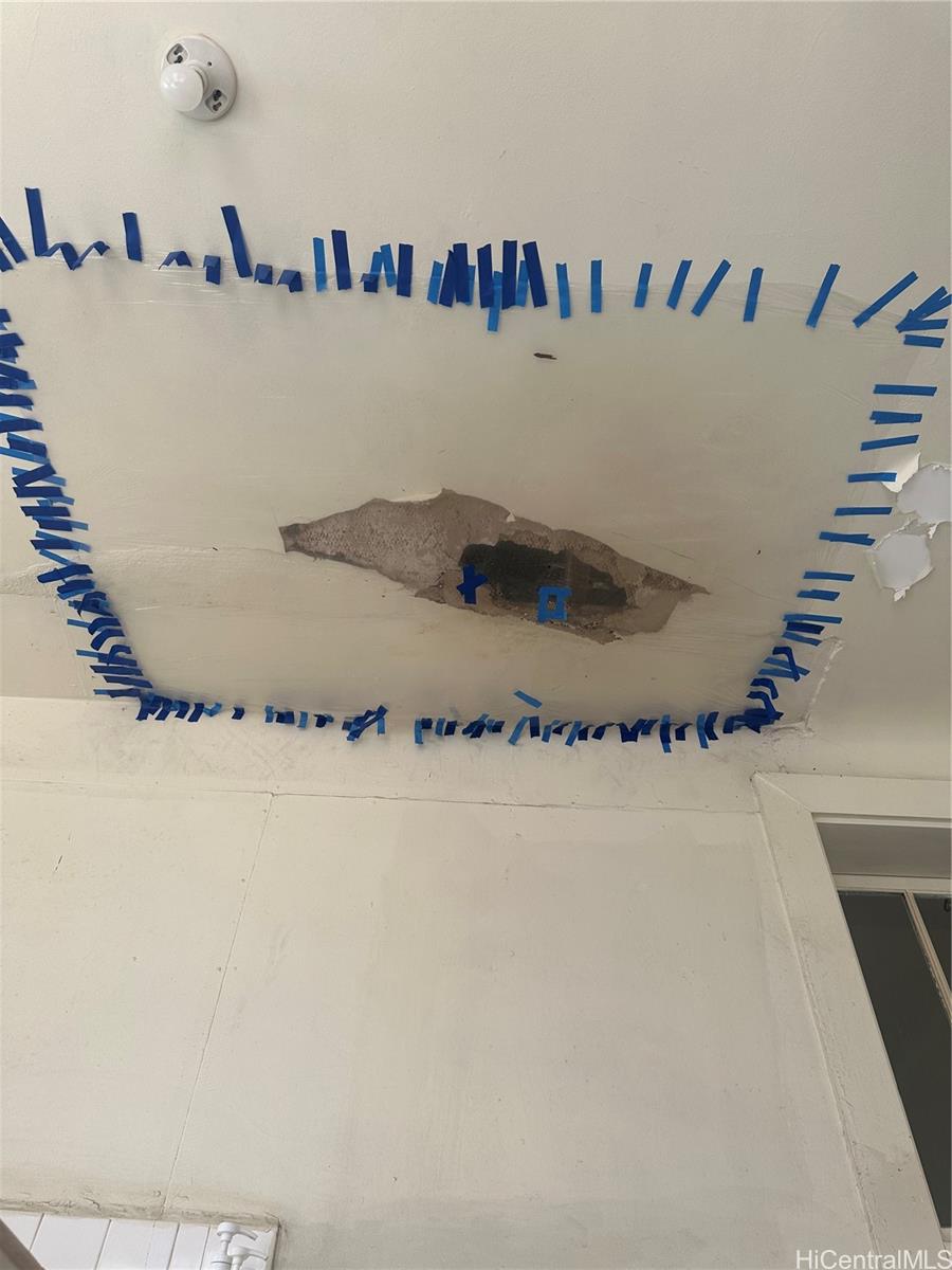 94-891  Waipahu St Waipahu-lower, Waipahu home - photo 4 of 10