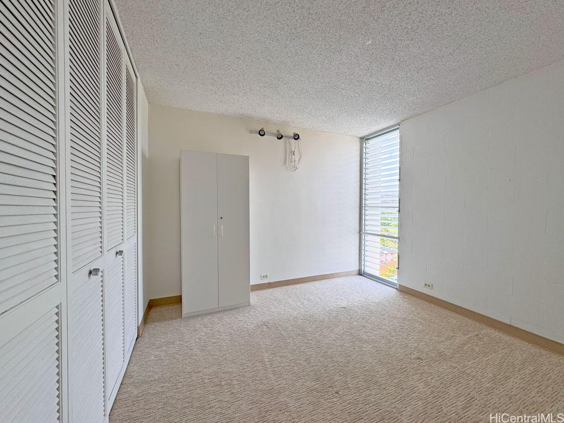 949 Ala Nanala Street Honolulu - Rental - photo 11 of 16