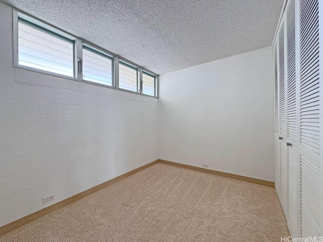 949 Ala Nanala Street Honolulu - Rental - photo 7 of 16