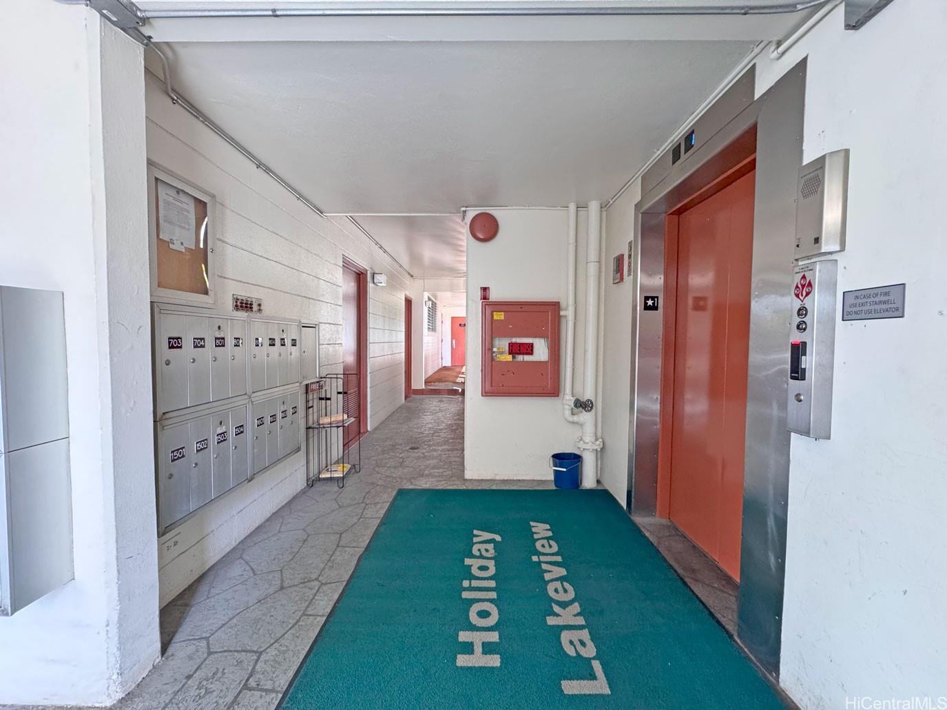 949 Ala Nanala St Honolulu - Rental - photo 15 of 18