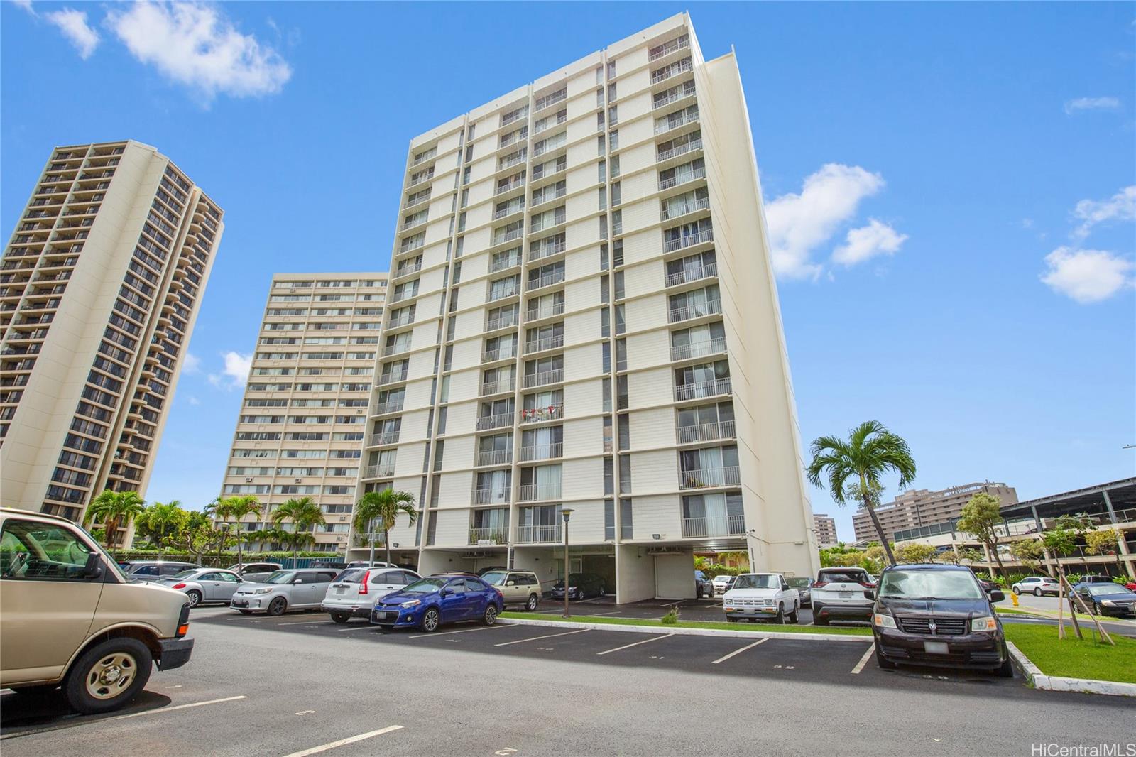 Holiday Lakeview 1201, 949 Ala Nanala Street, Honolulu Salt Lake condo