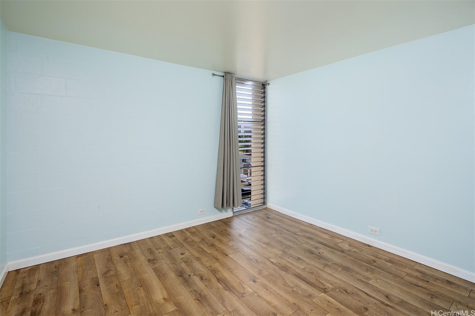 949 Ala Nanala St Honolulu - Rental - photo 8 of 18