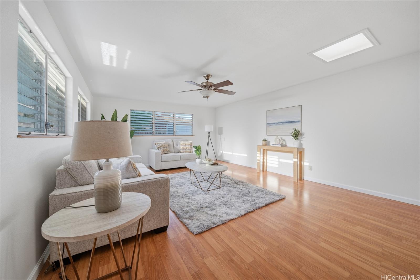 94-934  Hiapo Street Waipahu Estates, Waipahu home - photo 6 of 23