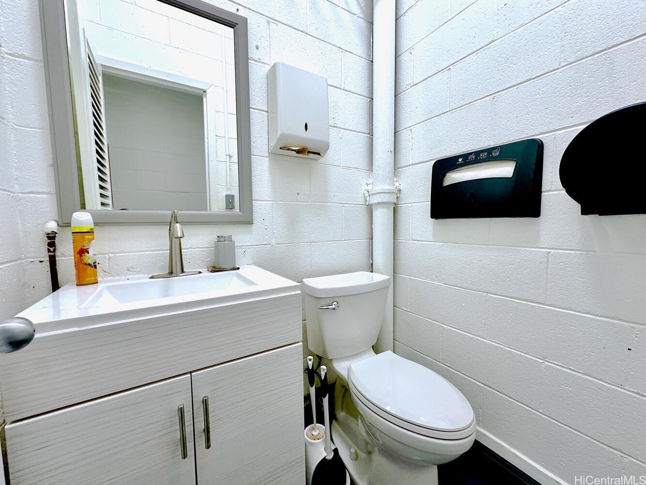 94-970 Pakela Street Waipahu Oahu commercial real estate photo18 of 25