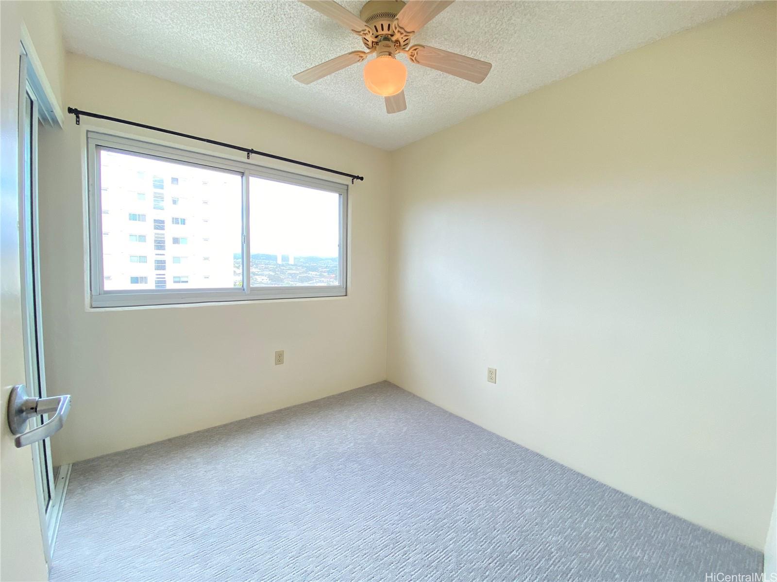 94-979 Kau'olu Pl Waipahu - Rental - photo 2 of 22