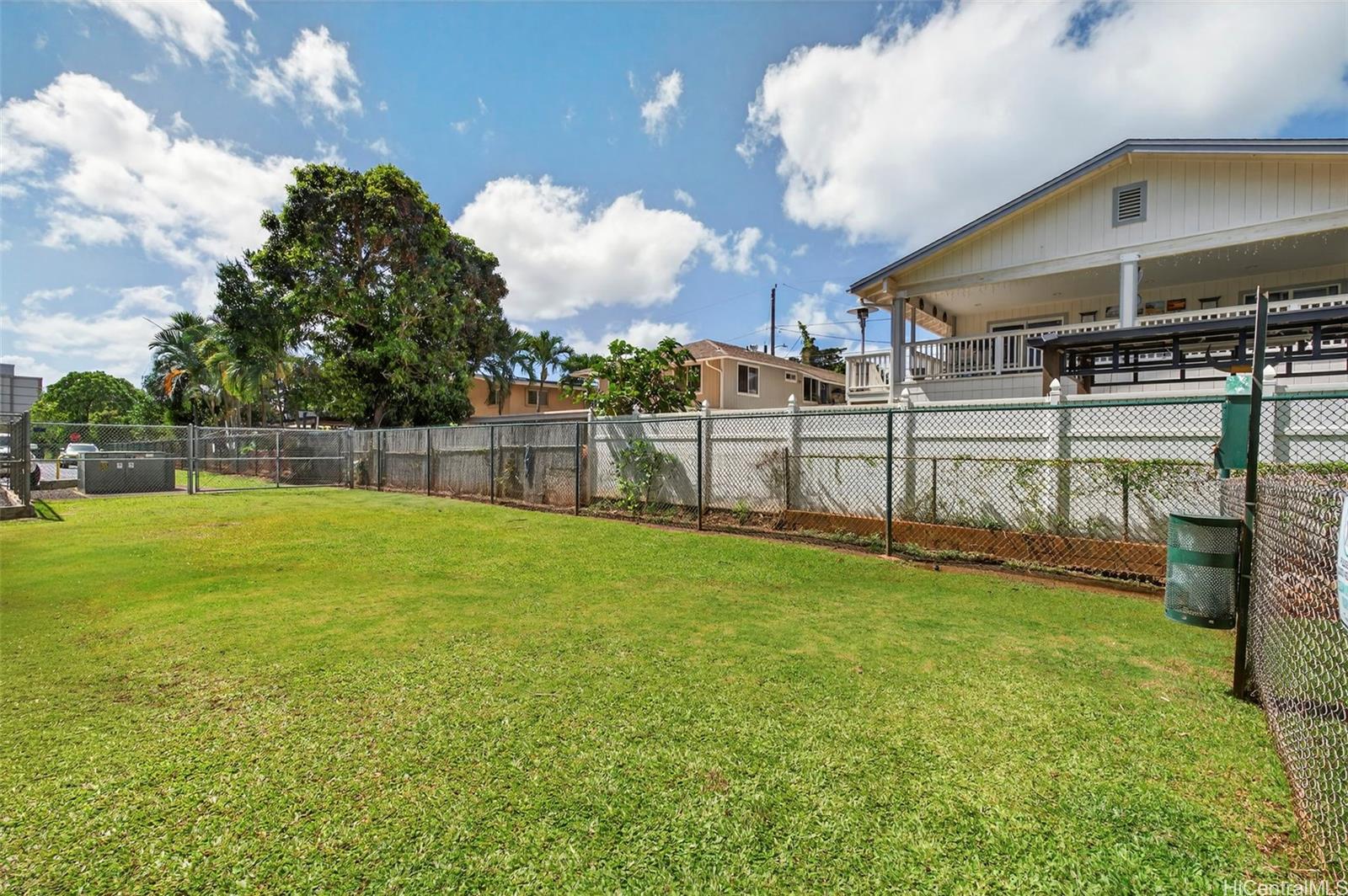 Plantation Town Apartments condo # 909, Waipahu, Hawaii - photo 17 of 19