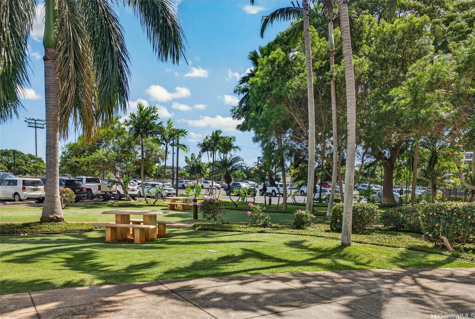 Plantation Town Apartments condo # 909, Waipahu, Hawaii - photo 17 of 19