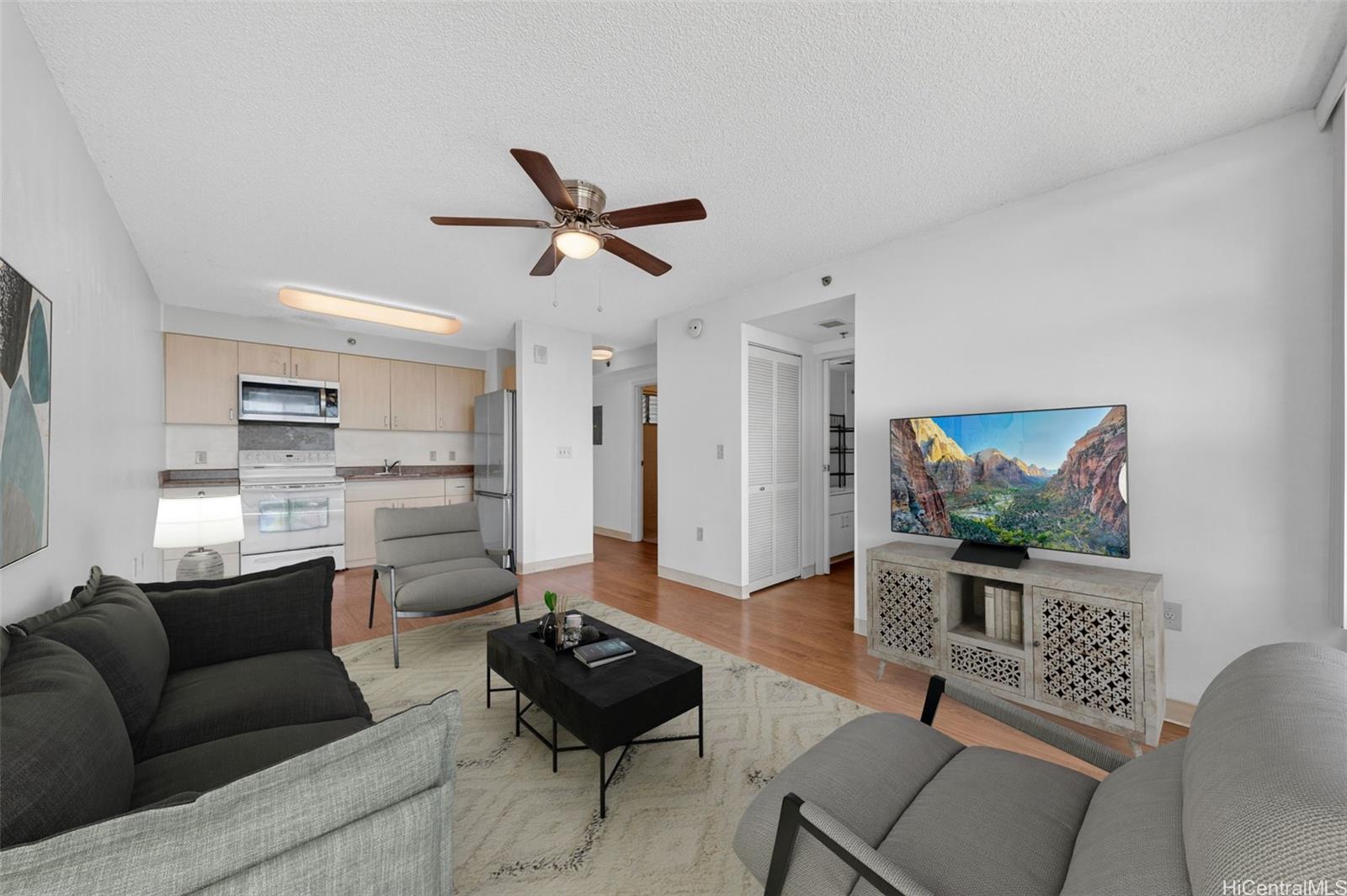 Plantation Town Apartments condo # 909, Waipahu, Hawaii - photo 5 of 19