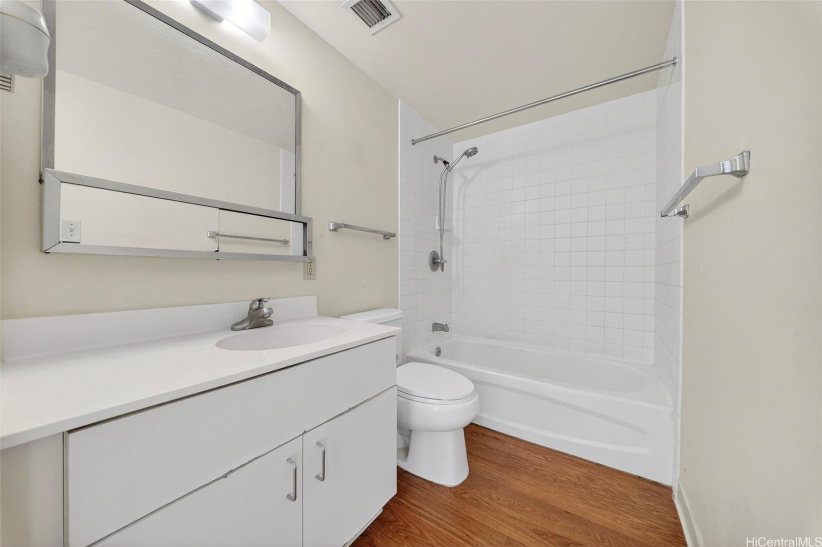 Plantation Town Apartments condo # 909, Waipahu, Hawaii - photo 6 of 19