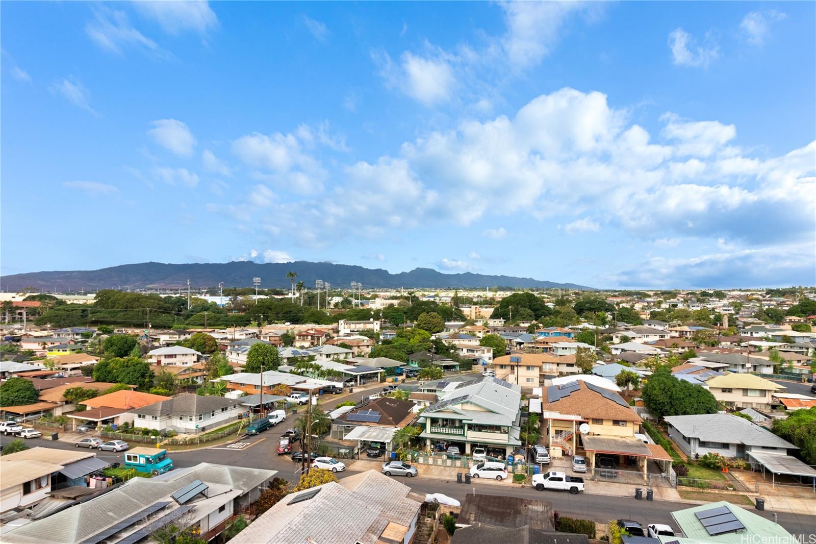 Plantation Town Apartments condo # 914, Waipahu, Hawaii - photo 9 of 11