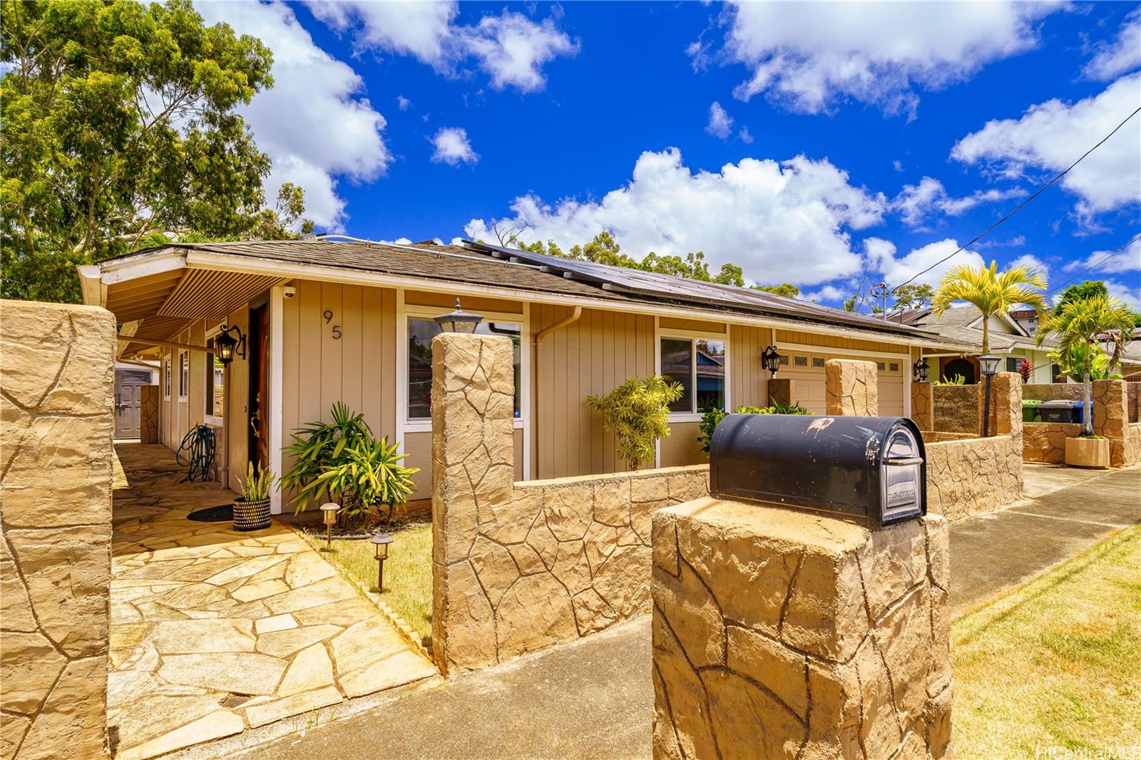 95  Iho Iho Place Wahiawa Area, Central home - photo 2 of 25