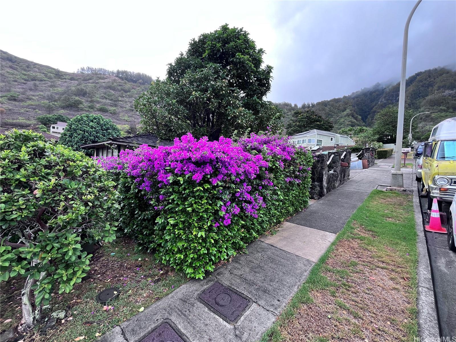 950  Hahaione Street Hahaione-upper, Hawaii Kai home - photo 12 of 14