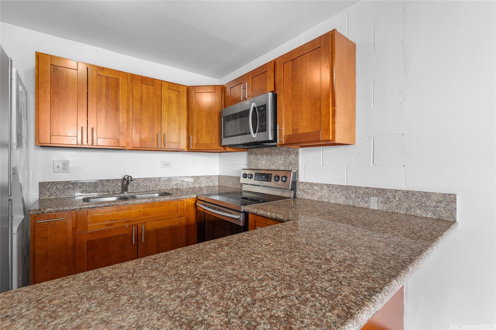 Lehua Nani condo # 301, Pearl City, Hawaii - photo 3 of 21