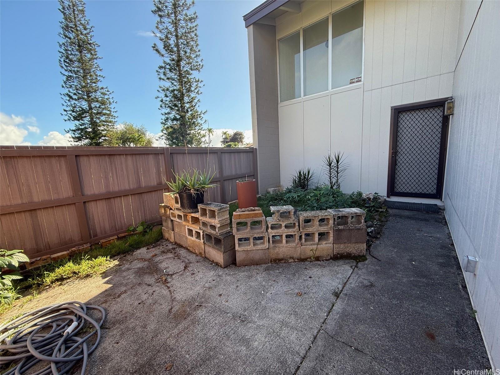 Mililani Town townhouse # 111, Mililani, Hawaii - photo 21 of 25