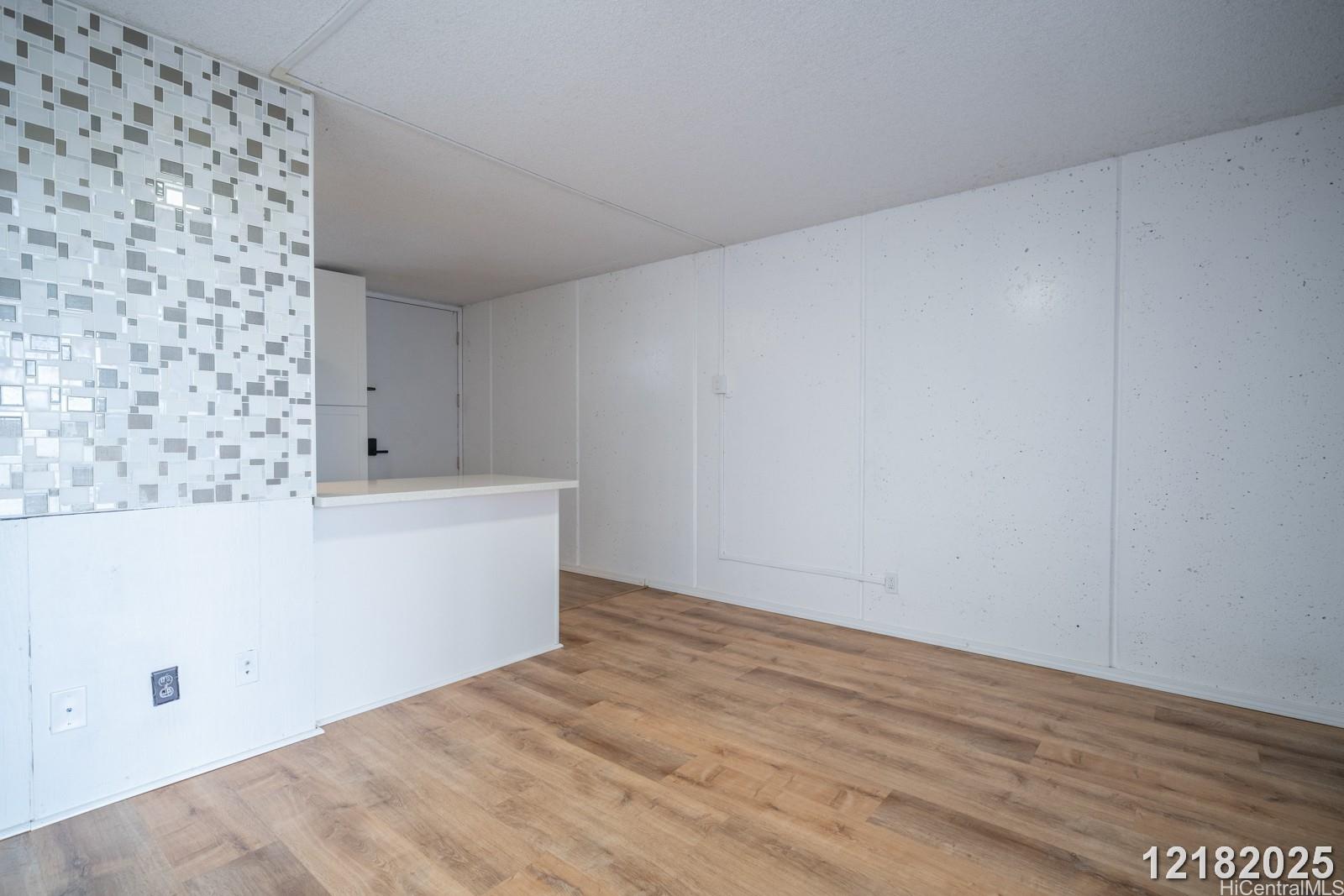 95-014 Waihonu Street Honolulu - Rental - photo 5 of 15