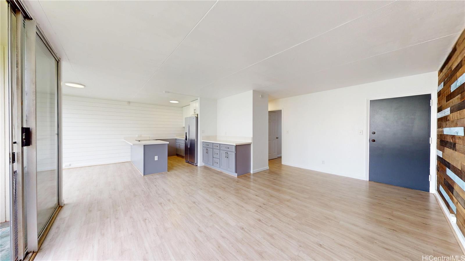 95-021 Kuahelani Ave Mililani - Rental - photo 2 of 25