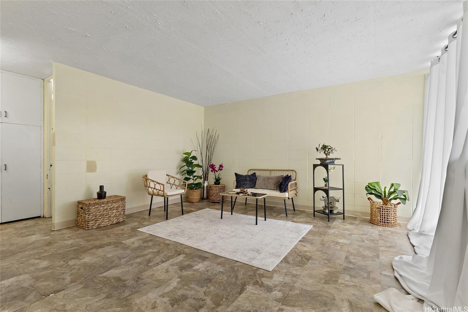 Waipio Gardens condo # 1C, Mililani, Hawaii - photo 2 of 22